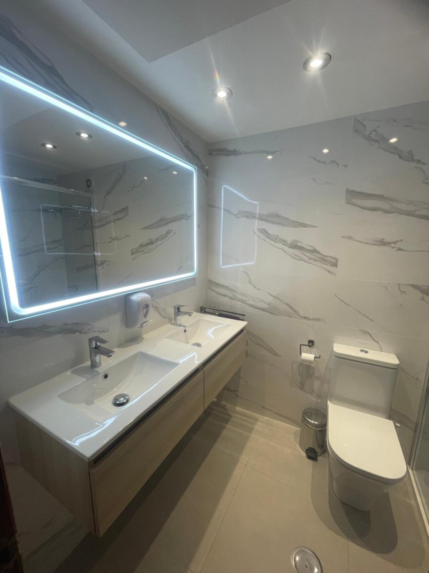 Gran Y Magnifico Apartamento En Malaga Bagian luar foto