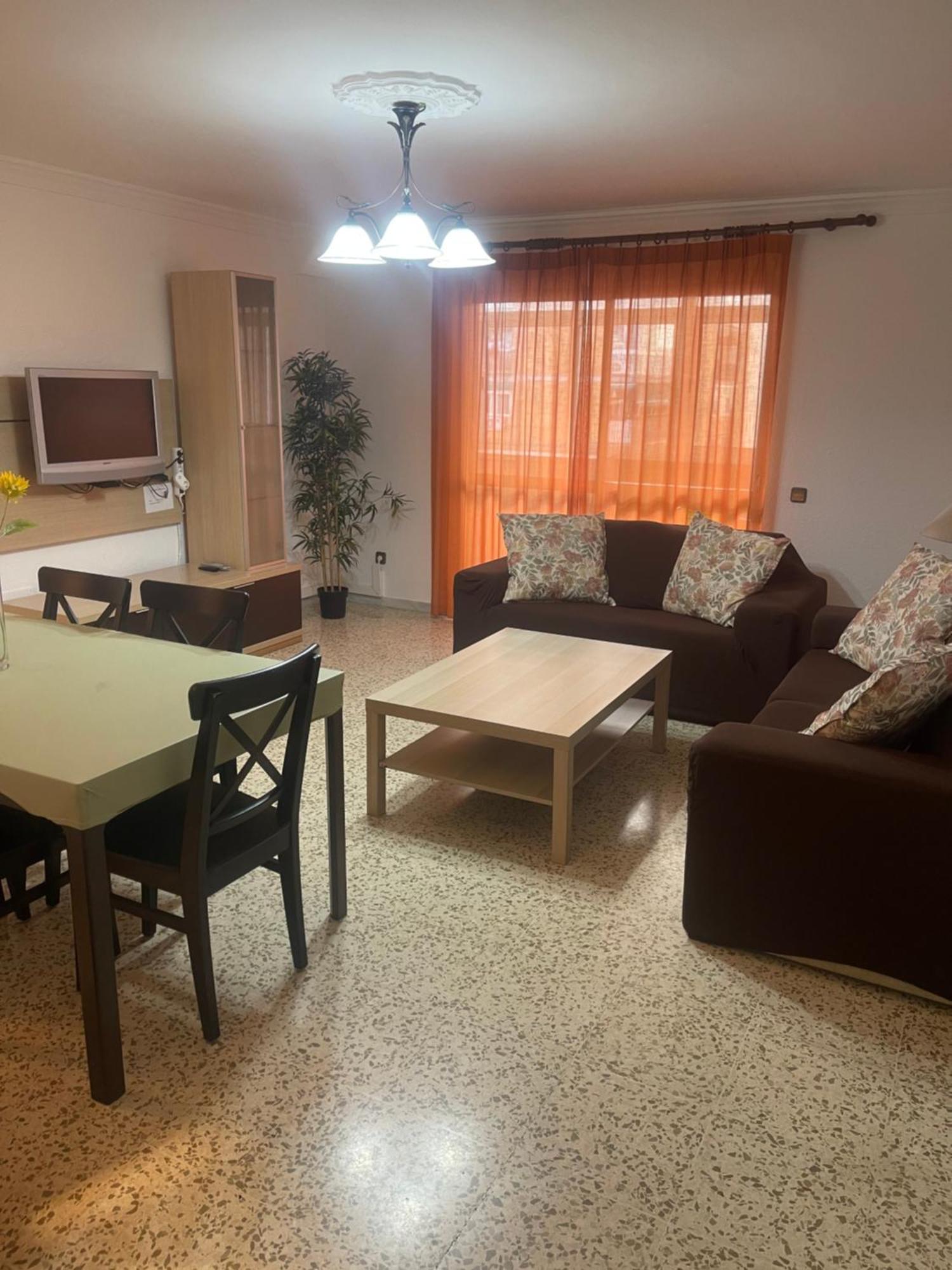 Gran Y Magnifico Apartamento En Malaga Bagian luar foto